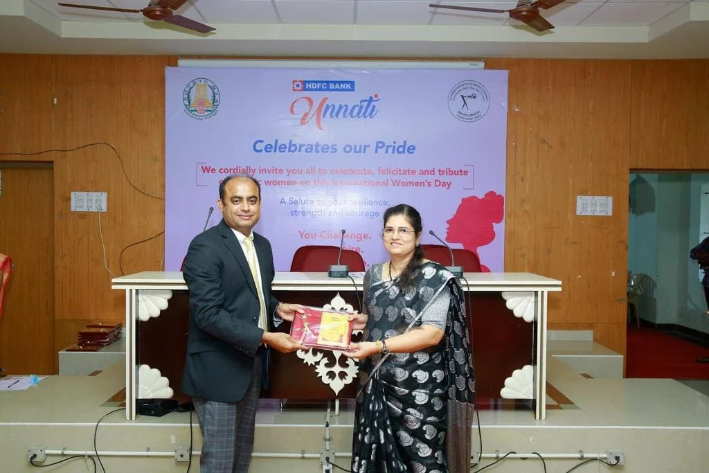 Kavitha Mahesh Kavithas Dental Enclave Tirupur award 4